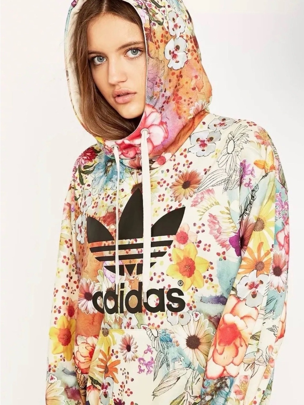 Gorgeous Adidas x Farm hoodie Small